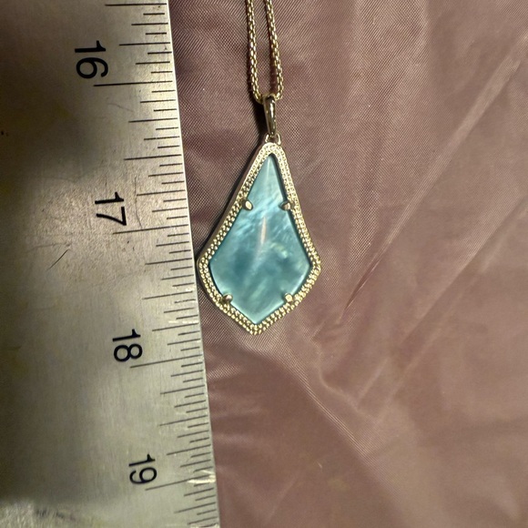Vintage Kendra Scott Alex Gold Necklace w/ Teal Illusion Stone Adjustable 18” - Picture 7 of 9